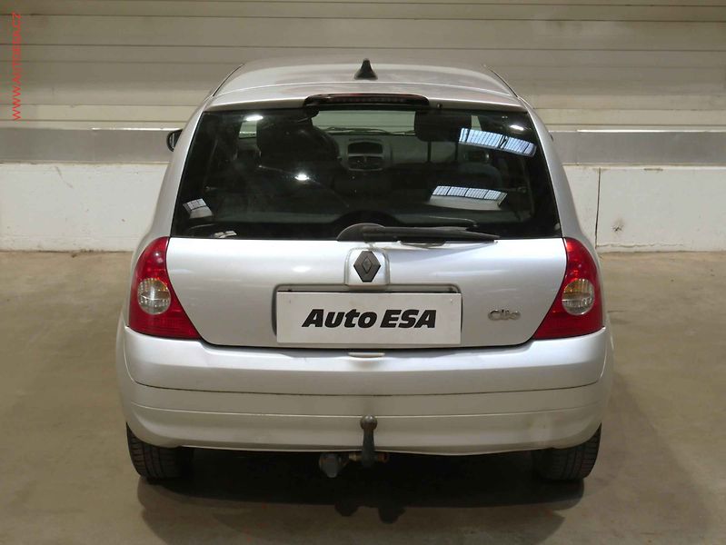 Renault Clio (2005) 1.2i, ČR, AC, tažné - fotka 5 z 15