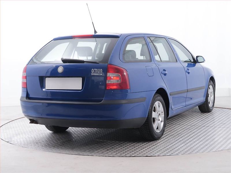 Škoda Octavia (2007) 1.9 TDI, oblíbený vůz - fotka 5 z 16