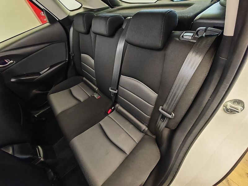 Mazda CX-3 2.0 benzin - fotka 14 z 35