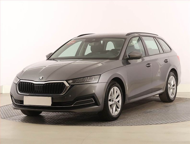 Škoda Octavia (2023) Ambition 2.0 TDI, Automat - fotka 2 z 23