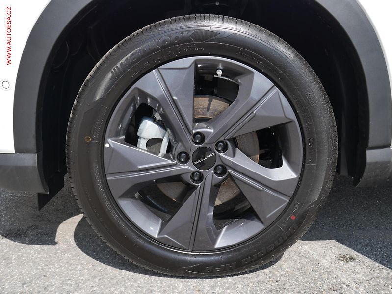 BAIC X55 (2025) 1.5T, ČR, AT, LED, panorama - fotka 24 z 25