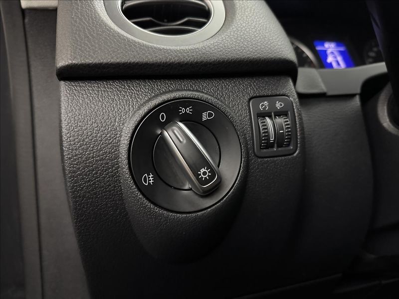 Volkswagen Tiguan 2,0 110kW 4X4 NAVI SERVIS TZ - fotka 8 z 41
