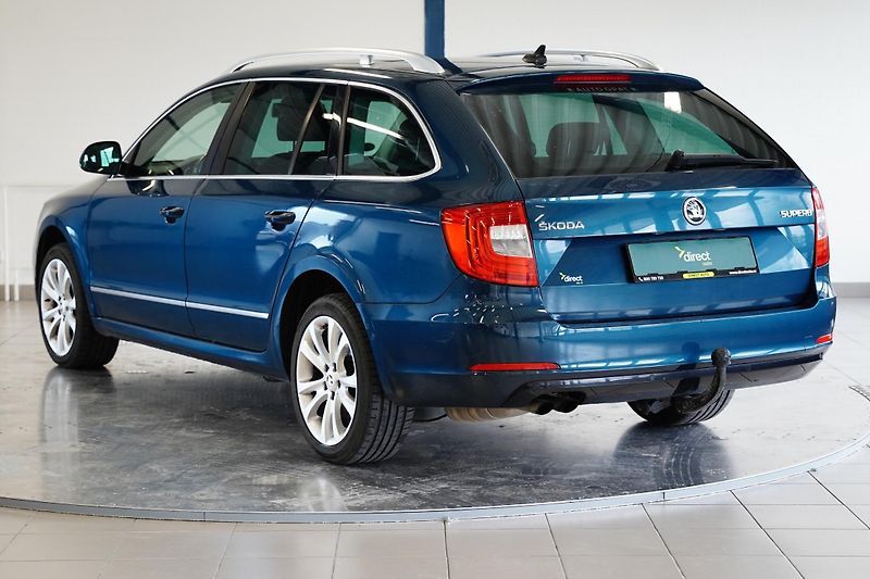 Škoda Superb - fotka 4 z 6
