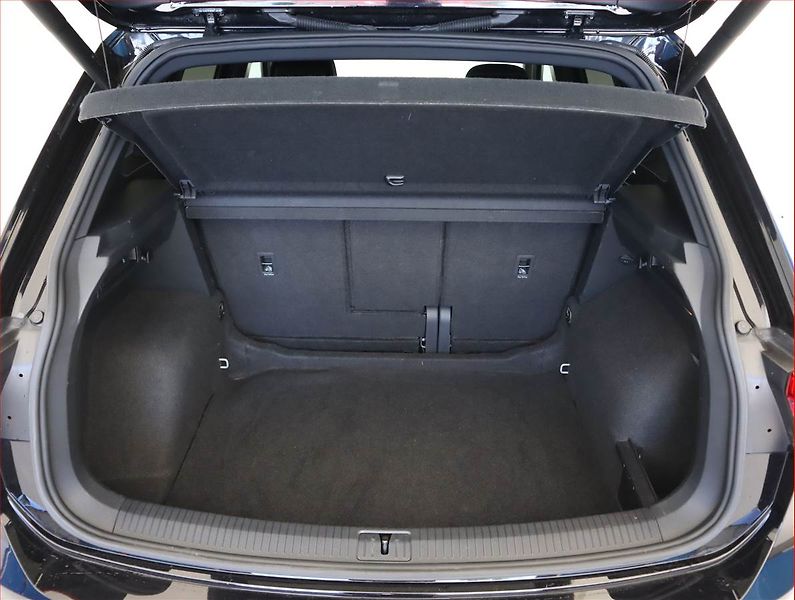 Volkswagen Tiguan (2019) 1.5 TSI - fotka 14 z 23