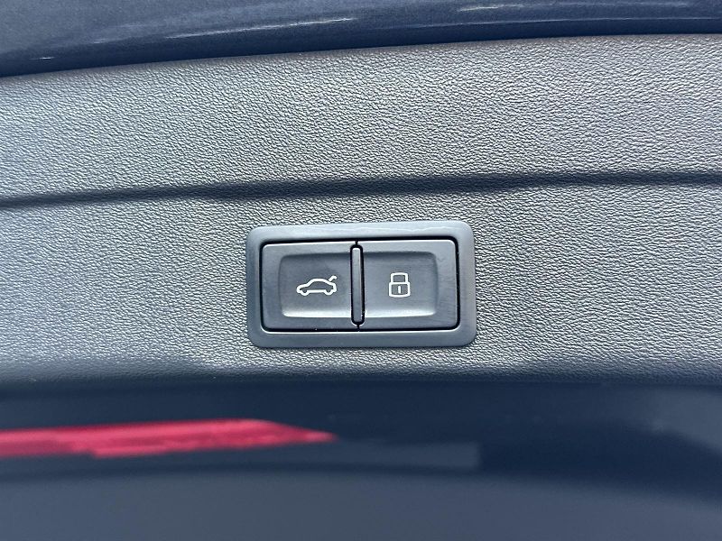 Audi A5 (2025) e-hybrid quattro AT - fotka 25 z 36