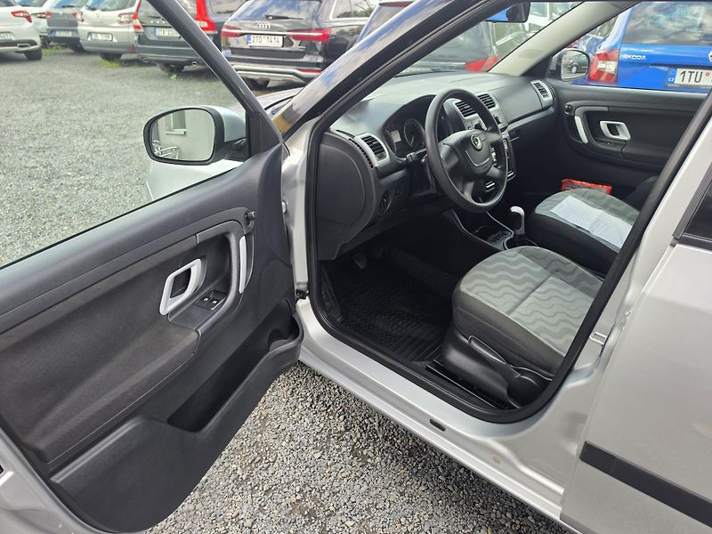 Škoda Fabia 1.2 HTP TZ Klimatizace  - fotka 17 z 20