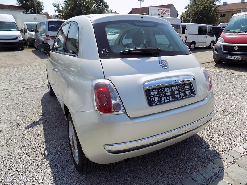 Fiat 500 1,2I 51 KW LOUNGE AUTOKLIMA - fotka 13 z 42