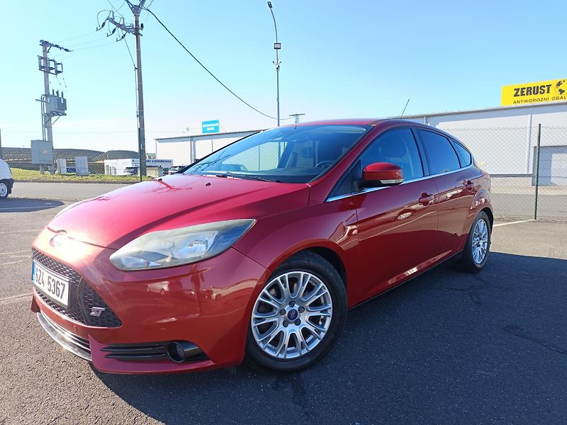 Ford Focus (2011) - fotka 2 z 39