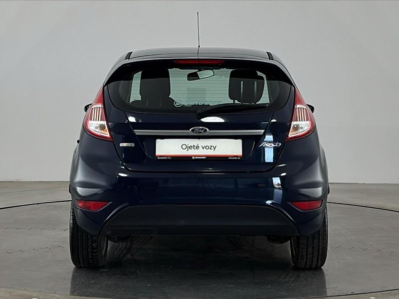 Ford Fiesta Hatchback - fotka 17 z 26