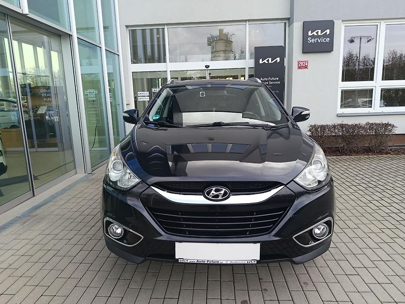 Hyundai ix35 (2011) 2.0 100kw 4X4 REZERVACE - fotka 3 z 21
