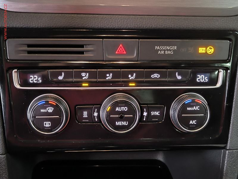 Volkswagen Golf Sportsvan (2017) 1.6TDi, DSG - fotka 15 z 17