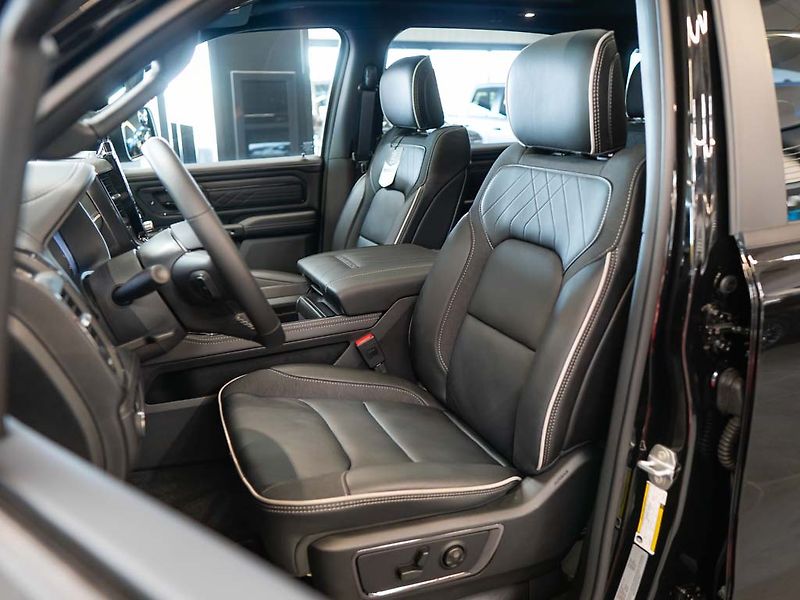 Dodge RAM (2026) 5.7 HEMI V8 Limited 4 LIFT - fotka 18 z 50