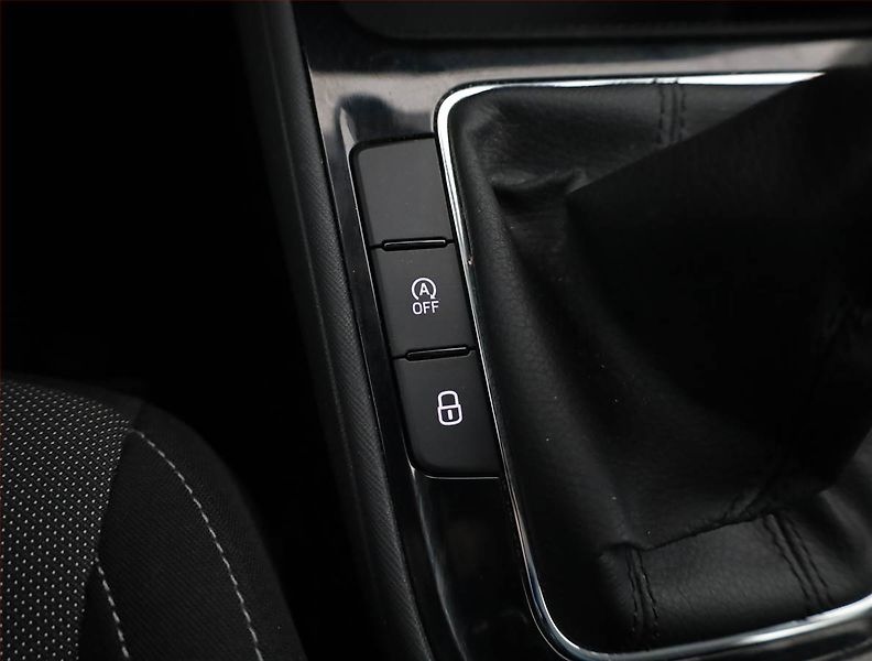 Škoda Fabia (2023) Ambition 1.0 TSI, Serv.kniha - fotka 15 z 19