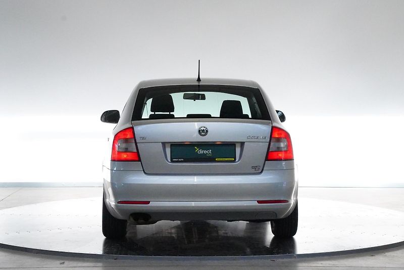 Škoda Octavia - fotka 6 z 23