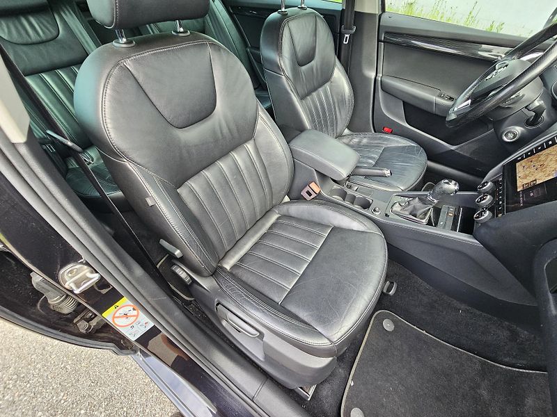 Škoda Octavia (2017) 1.6TDI HOCKEY EDITION - fotka 15 z 17