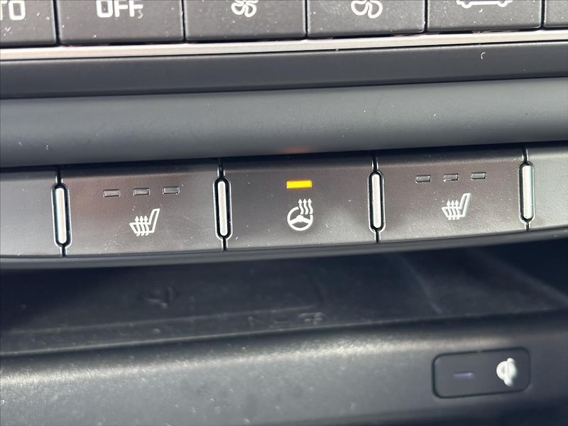 Kia Ceed 1,5 TGDi AT TOP ZÁRUKA CARPLAY - fotka 29 z 42