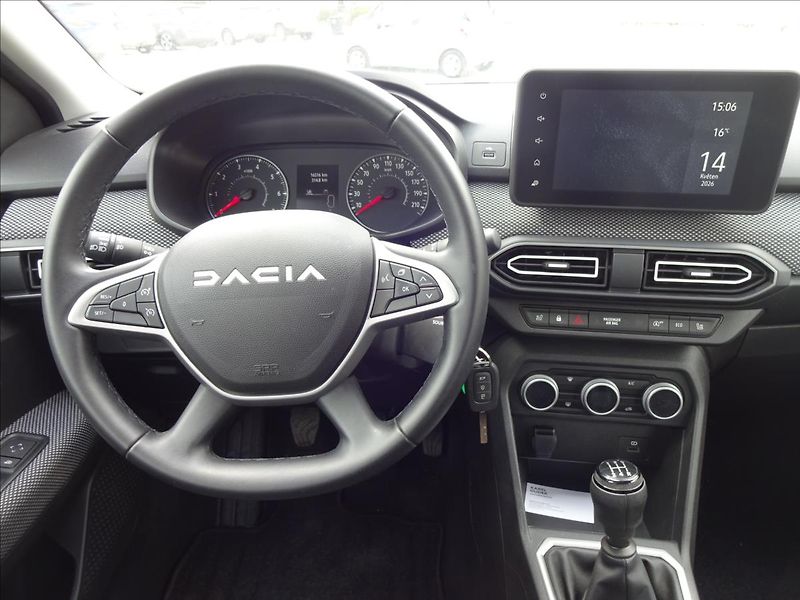 Dacia Sandero 1,0 TCe 67kW - fotka 34 z 50