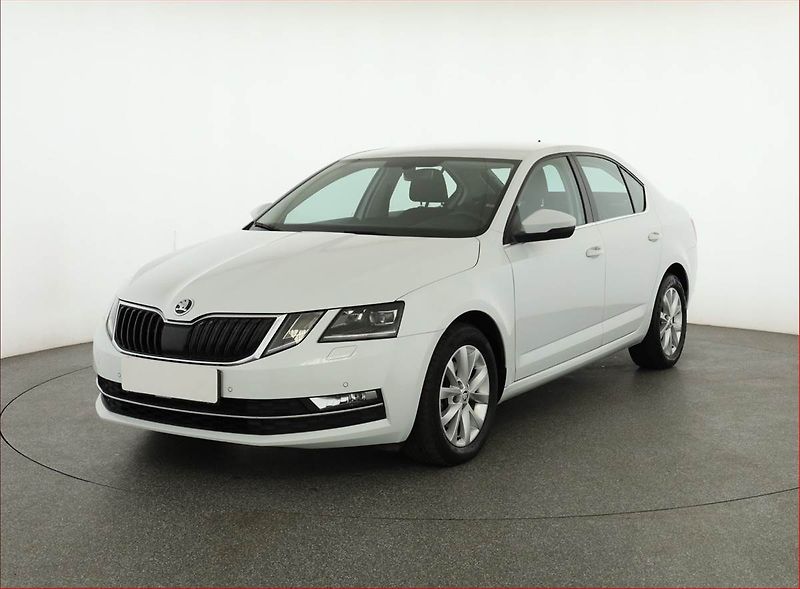 Škoda Octavia (2019) Style 1.5 TSI, Automat - fotka 2 z 19