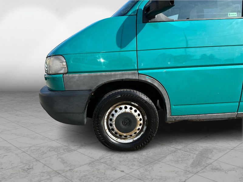 Volkswagen Transporter A 2.5TDI 65KW 7MÍST - fotka 8 z 17