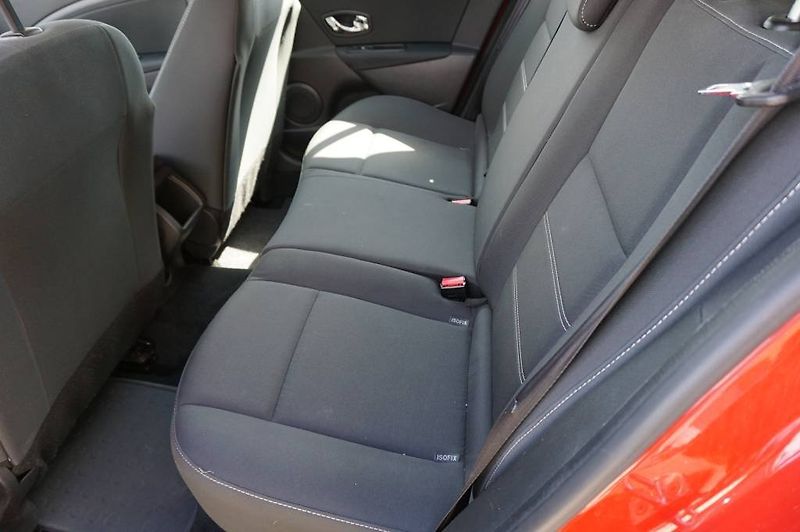 Renault Mégane (2013) 2, MAJITEL NOVÉ V ČR - fotka 11 z 31