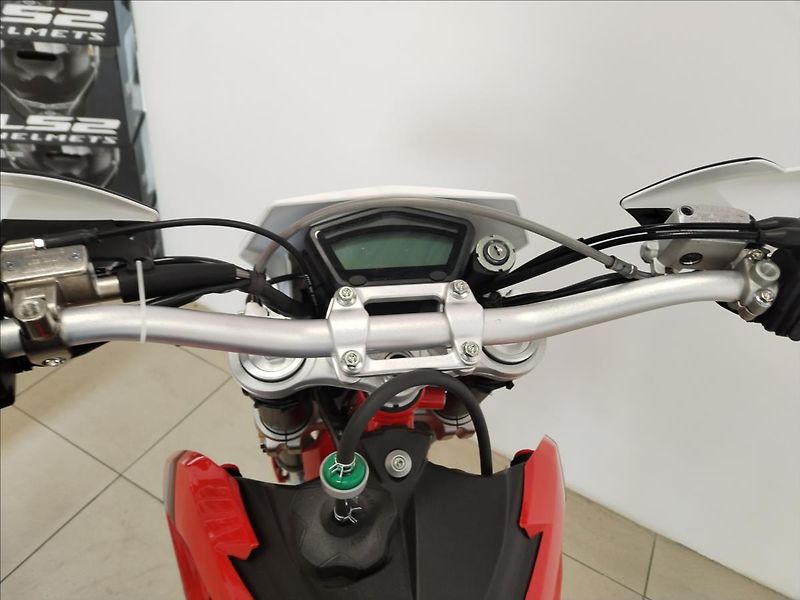 SWM (2026) RS 300 R   0,3 - fotka 8 z 14