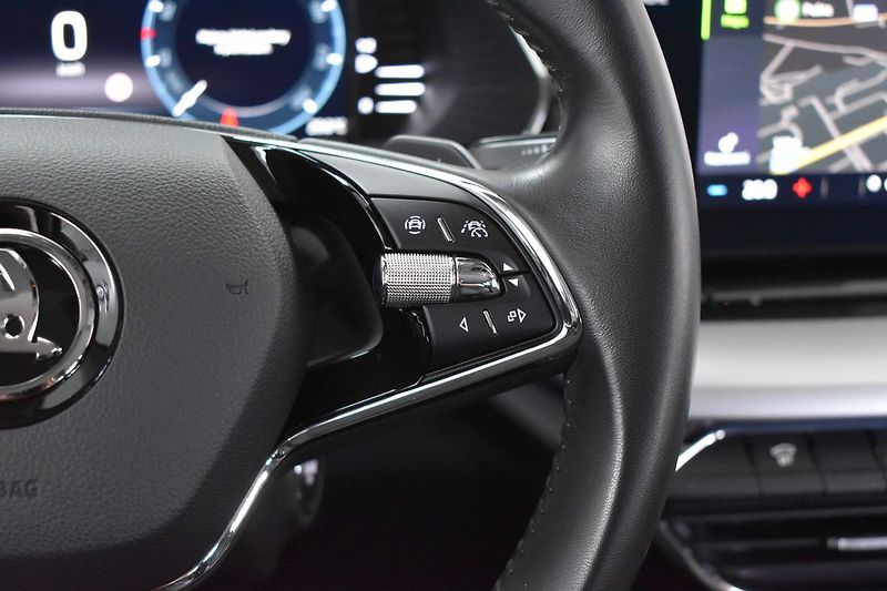 Škoda Octavia TSI*81kW*DSG*STYLE*KAMERA*ACC* - fotka 19 z 40