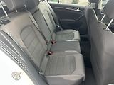 Volkswagen Golf Variant 2,0TDi Highline NAVI LEDMATRIX - náhled 40