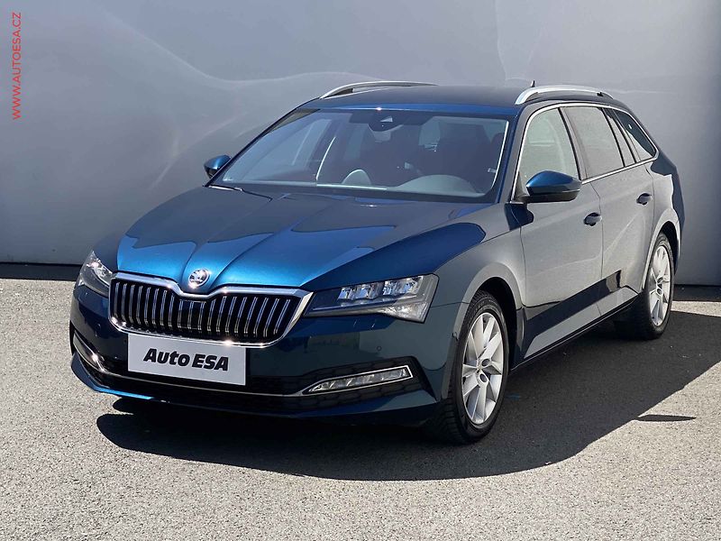 Škoda Superb (2021) 1.5 TSi, Kůže, TZ, navi - fotka 3 z 20