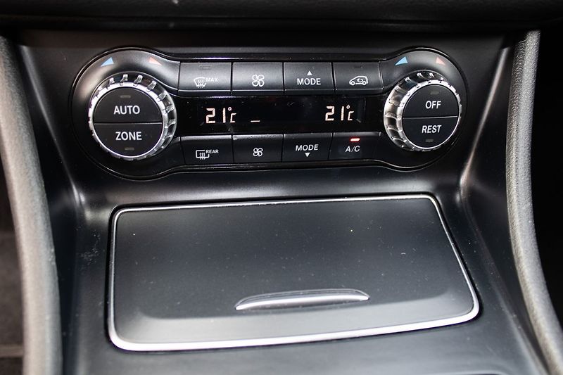 Mercedes-Benz CLA Doložitelný servis, nové letní - fotka 23 z 36
