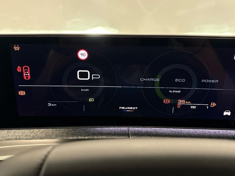 Peugeot 3008 (2026) Business Hybrid 145 e-DCS6 - fotka 11 z 45