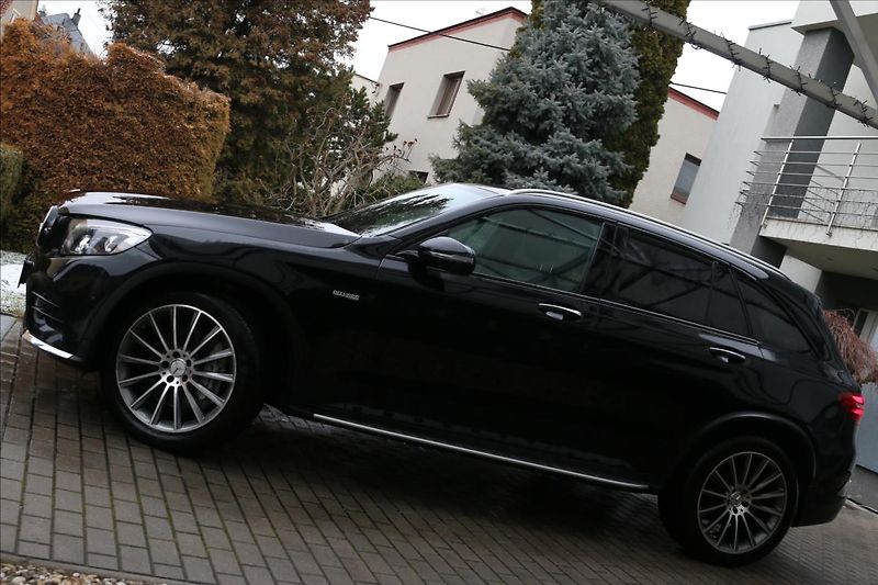 Mercedes-Benz GLC 3,0 43 AMG, Automat, Tažné - fotka 16 z 61