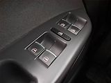 Volkswagen Touran (2014) 1.6 TDI, Serv.kniha, Xenony - náhled 16