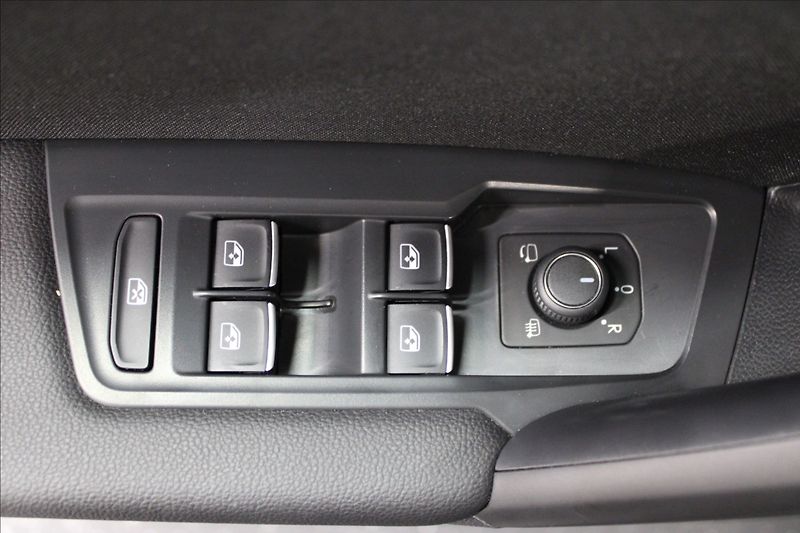 Volkswagen Tiguan Allspace 1,5 TSI EVO DSG Elegance CZ - fotka 13 z 35