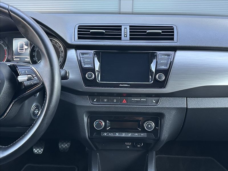 Škoda Fabia 1,0 TSI 110PS  Style Plus - fotka 25 z 53