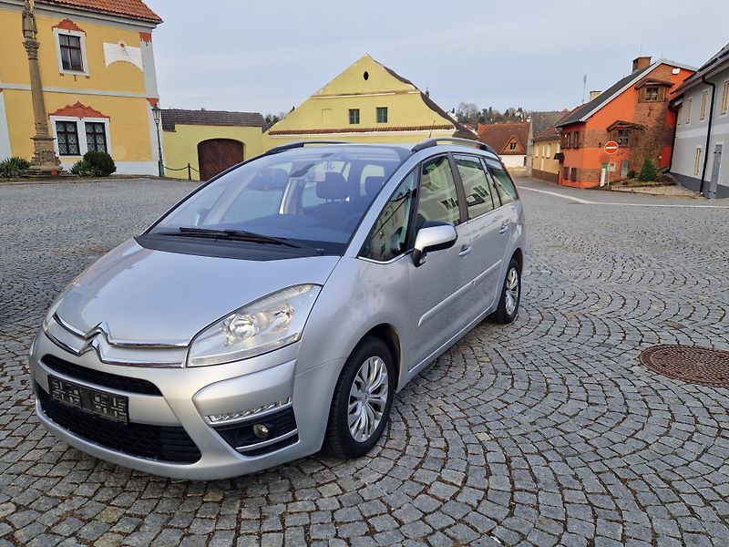 Citroën Grand C4 Picasso (2010) 1.6 /82kW - fotka 2 z 6