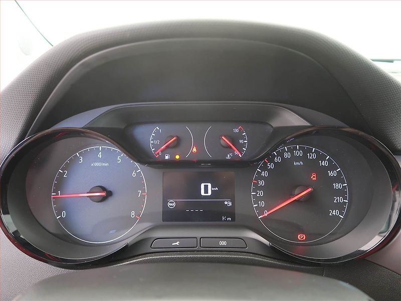 Opel Crossland X (2022) 1.2 Turbo, Serv.kniha - fotka 11 z 13