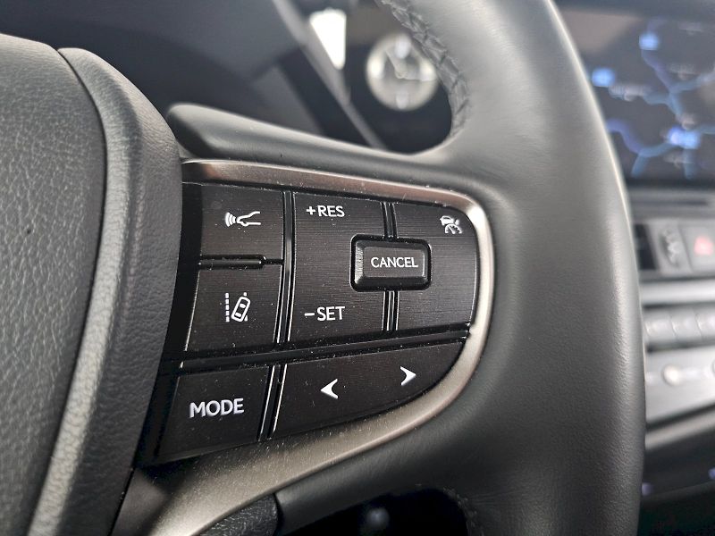 Lexus ES 300h (2025) 2.5HEV 218k BUSINESS EDITION - fotka 10 z 28
