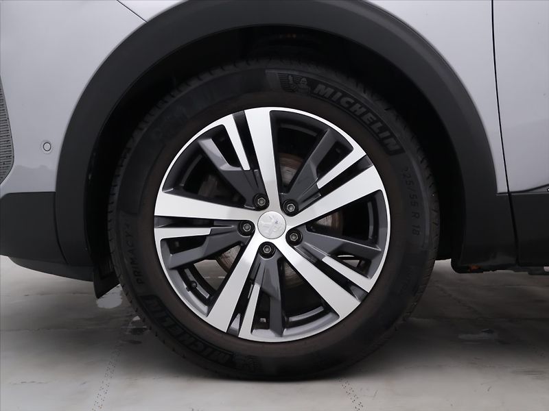 Peugeot 3008 1,5 HDI 96kW GT Aut. CZ - fotka 29 z 36