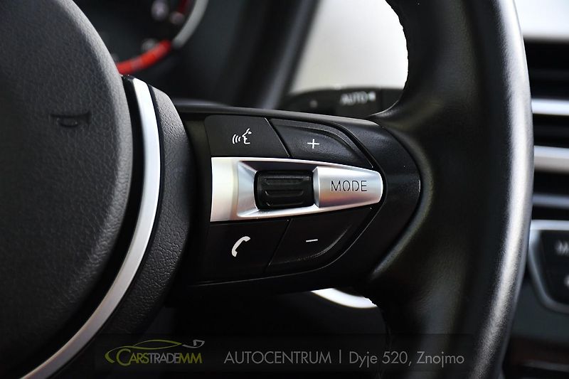 BMW X1 xDrive20d M-SPORT ČR - fotka 29 z 52