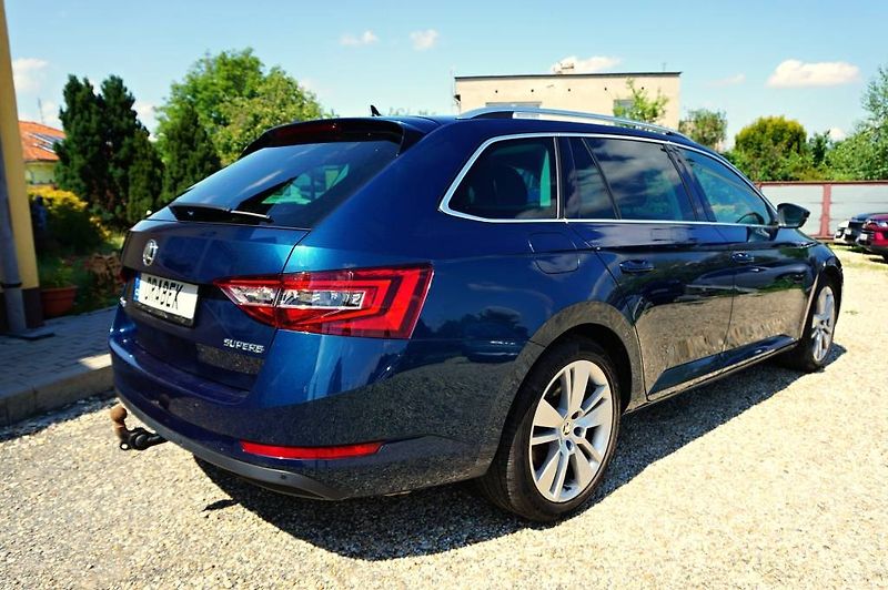 Škoda Superb (2018) STYLE 2,0 TSI 162 kW - fotka 4 z 58