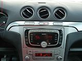 Ford S-MAX (2008) 2.0 TDCi, AC, park.asist - náhled 15