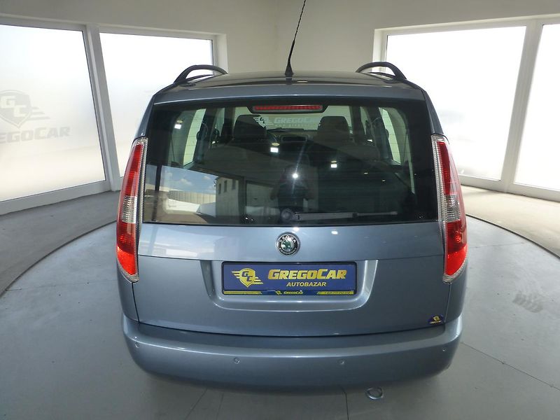 Škoda Roomster (2008) 1,4I*PANORAMA**ALU*PARK.S*DIGI - fotka 7 z 26