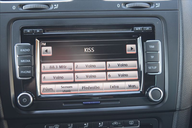 Volkswagen Golf 2,0 GTI 6 PO SERVISE AUTOMAT - fotka 33 z 45