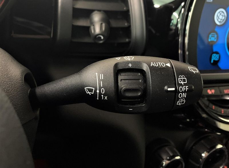 Mini Cooper 1.5T, 100 kW, ČR, LED, DPH - fotka 17 z 34