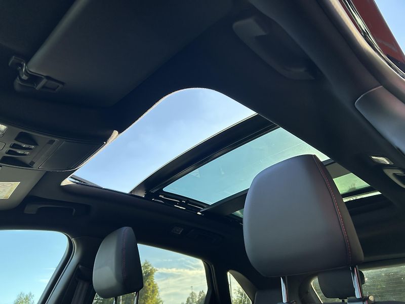 Ford Kuga ST-Line X 2.5 PHEV 134 kW - fotka 23 z 44
