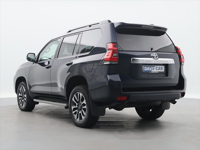 Toyota Land Cruiser 2,8 D-4D 150KW CZ 1.MAJ 4X4 - fotka 5 z 40