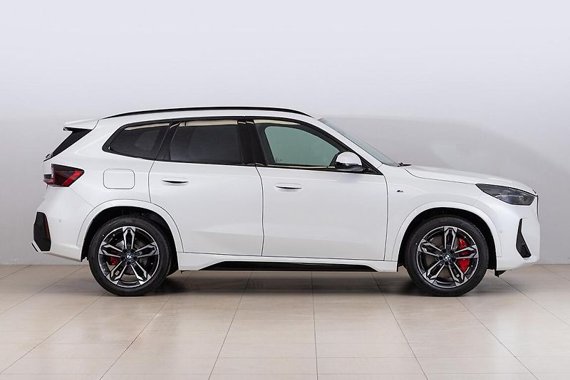 BMW X1 xDrive20d - fotka 2 z 13