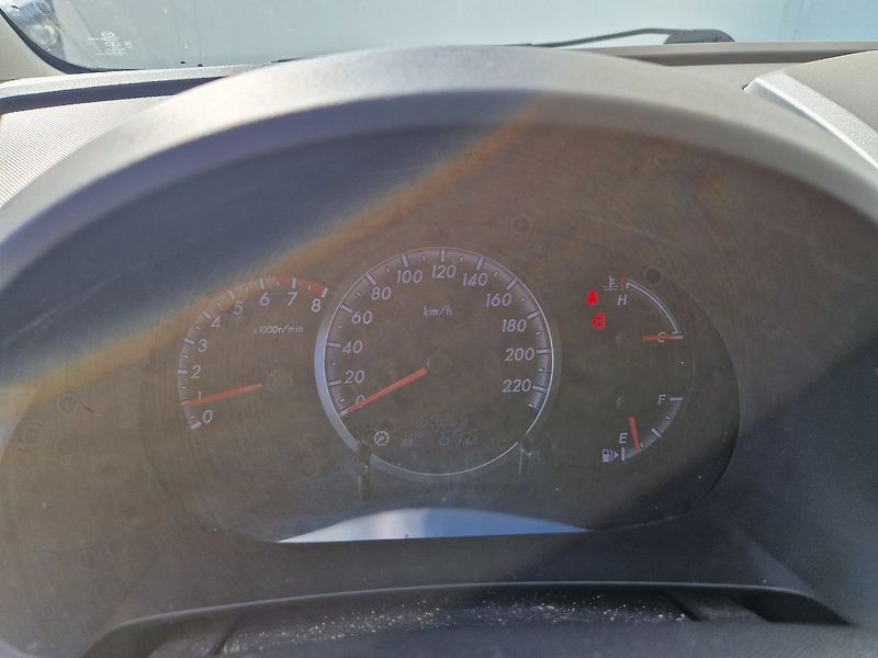 Mazda 5 2.0 - fotka 14 z 33