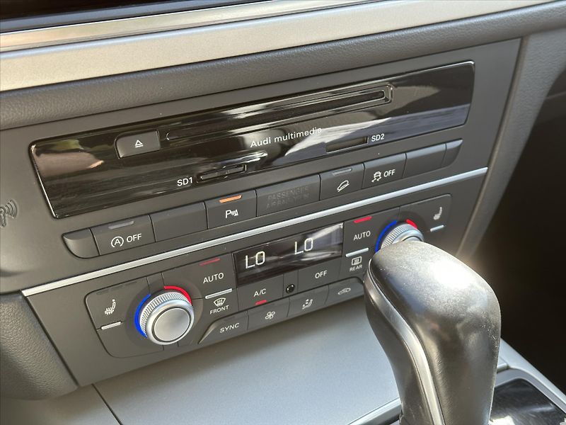Audi A6 Allroad 3,0 TDI Quattro 200kW S-Tronic - fotka 24 z 33