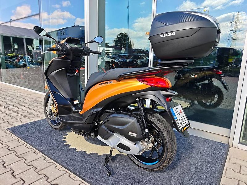 Piaggio Medley 125 (2025) najeto 1.801 Km - fotka 6 z 19